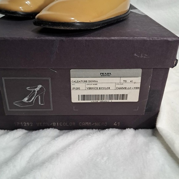 Prada Vernice Bicolor Patent Leather Mary Jane Heels US 9.5-10/ EU 41 - Italy - Picture 2 of 10